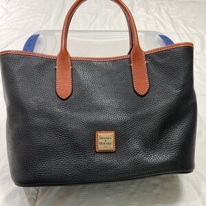 Dooney & Bourke tote